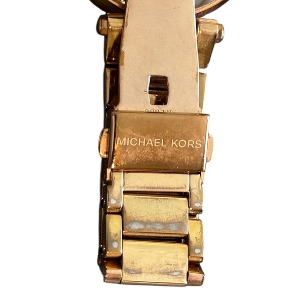 Women's Parker Rose Gold-Tone Stainless Steel Bracelet Watch 39mm MK5865 - Picture 5 of 11